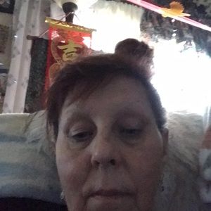 Meet your Posher, Leanne